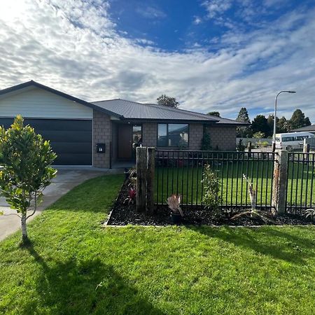 Convenient And Comfortable Waitara Exterior foto