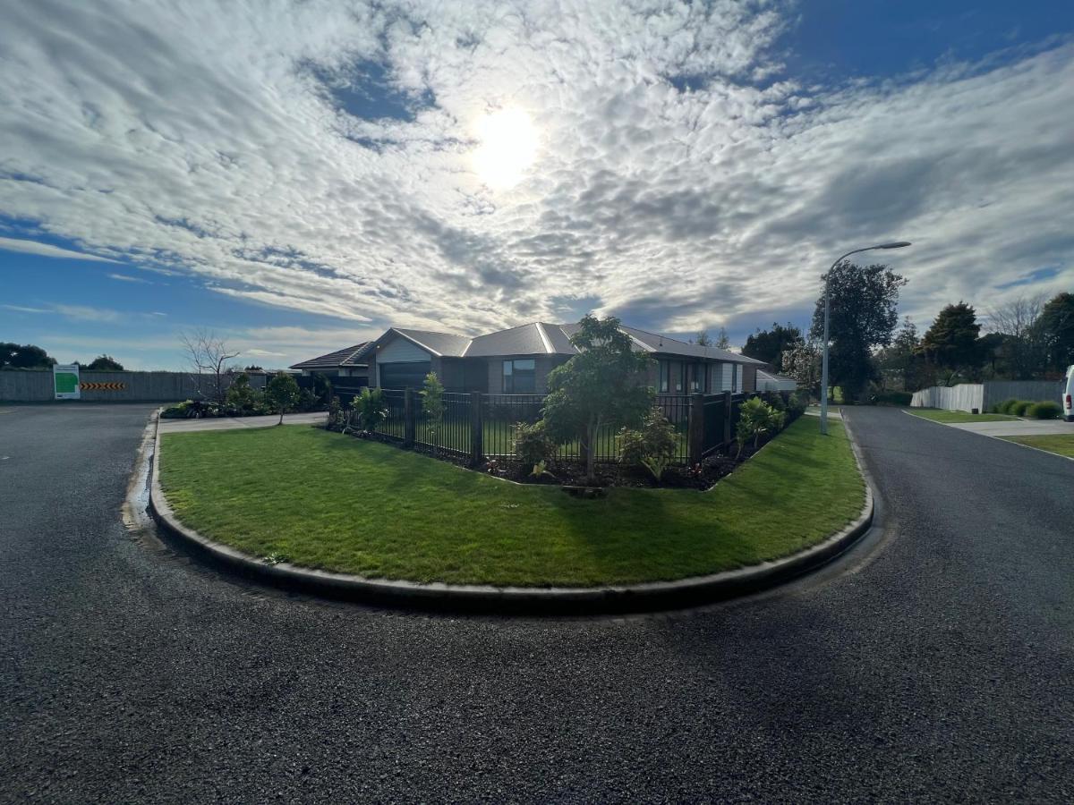 Convenient And Comfortable Waitara Exterior foto